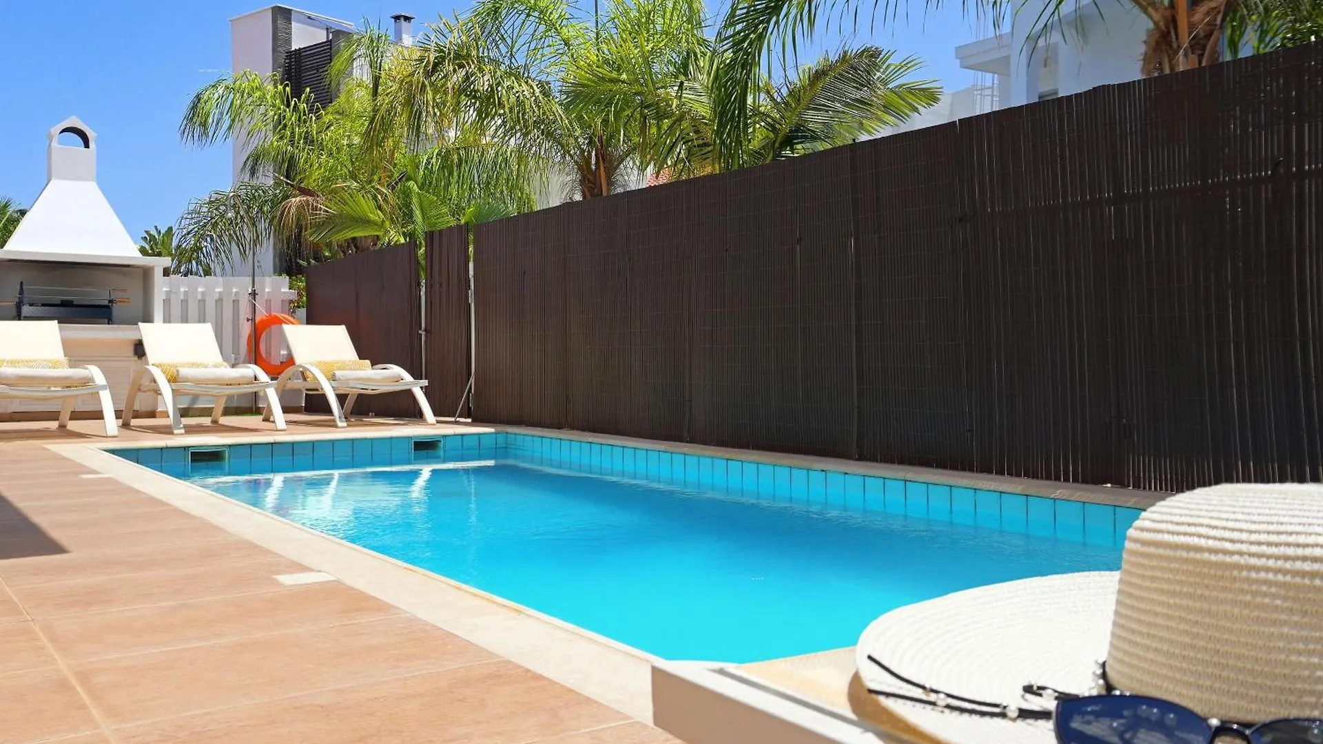 Casa vacanze Villa Adonia - 30M From Pernera Beach Protaras