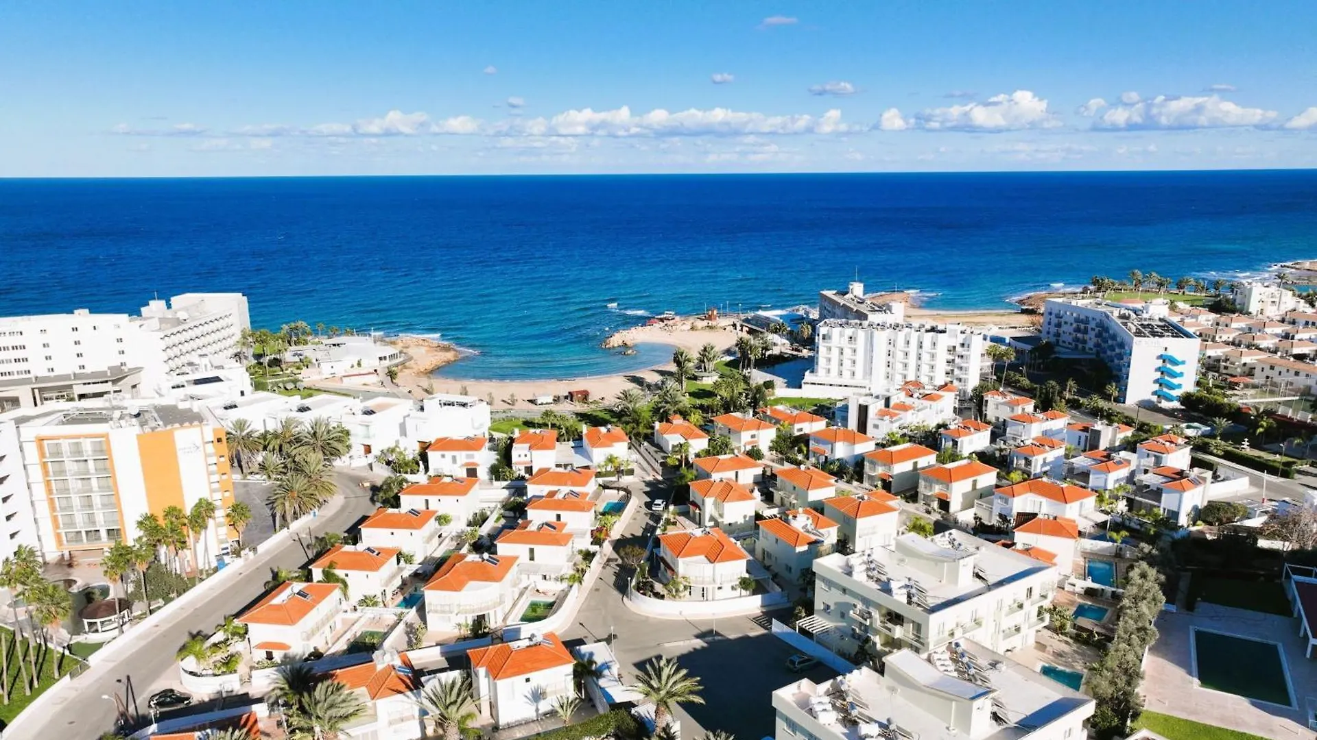 Villa Adonia - 30M From Pernera Beach Protaras 0*,  Cipro